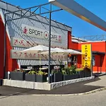 Sportzentrum - A Silent Alternative Parque de Campismo Zeltweg