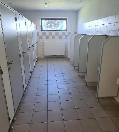 Sportzentrum - A Silent Alternative *