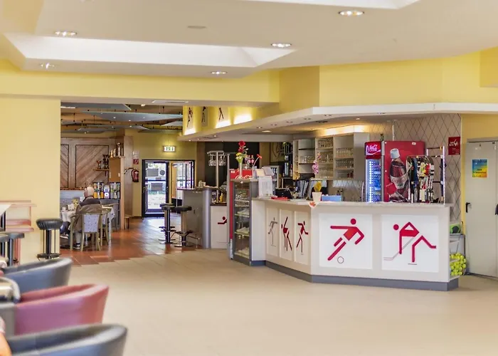 Sportzentrum - A Silent Alternative *